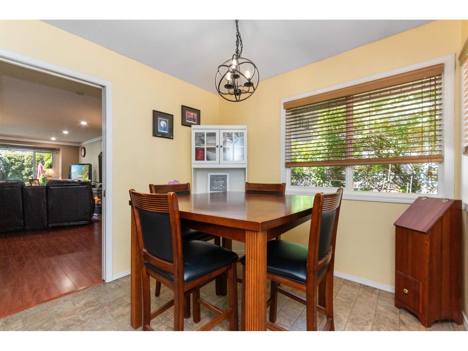 21454 Richmond Drive Property Photo 16
