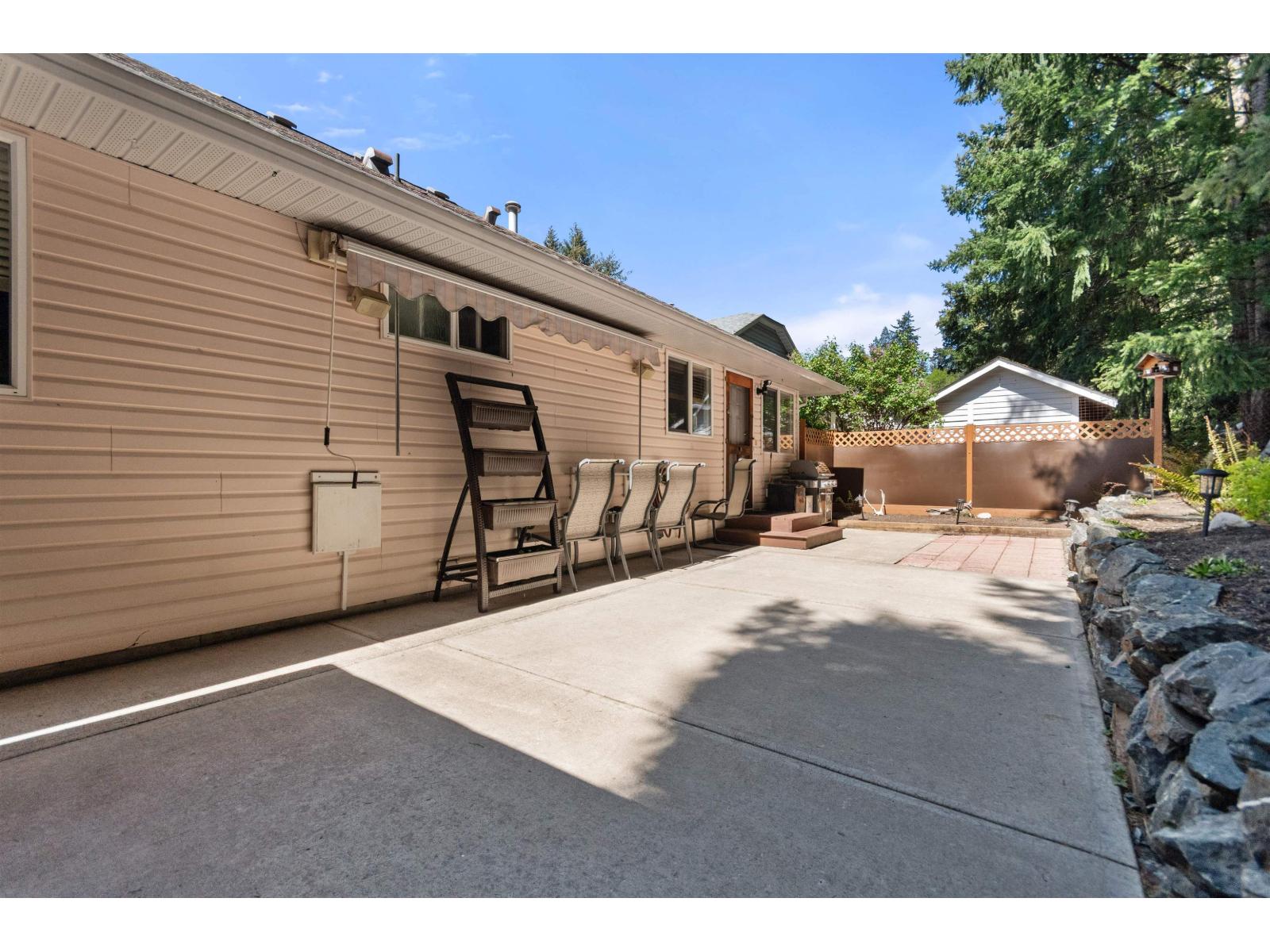 21454 Richmond Drive Property Photo 27