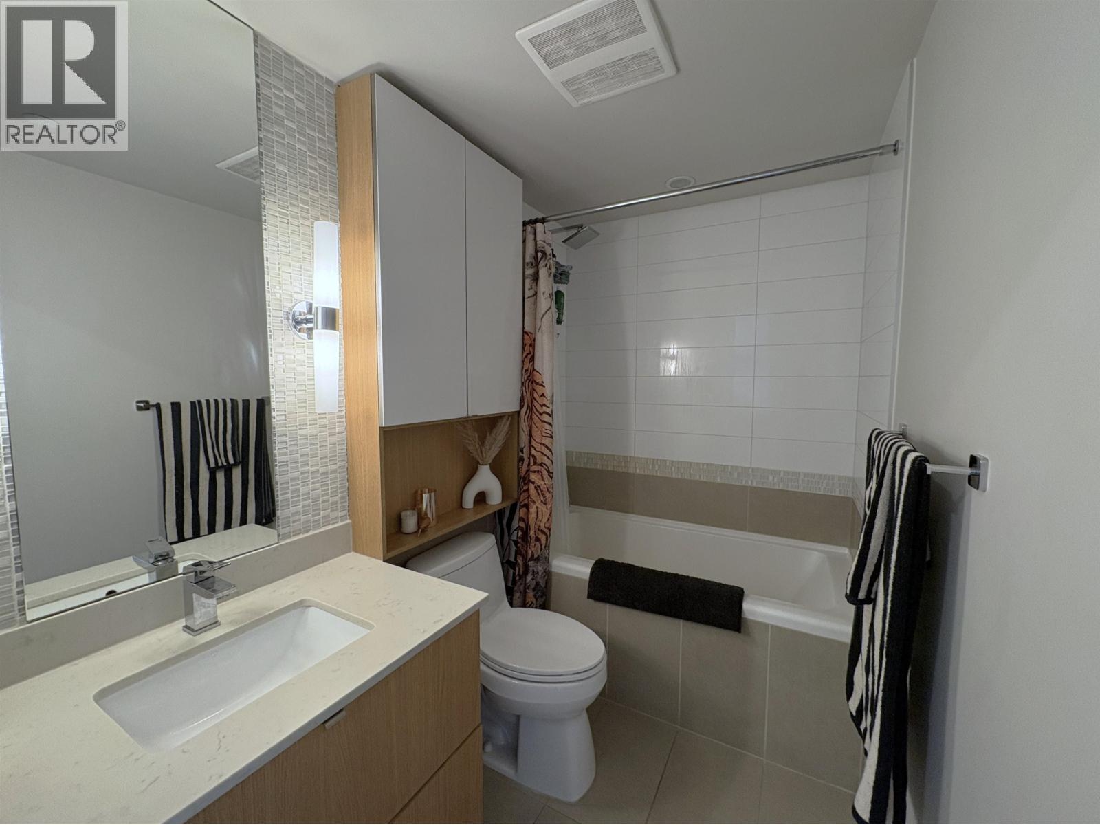 309 159 W 2nd Avenue Property Photo 25