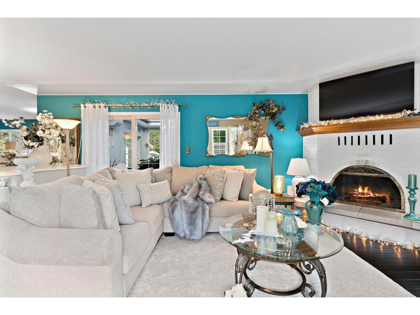 62525 Airport Road Property Photo 3