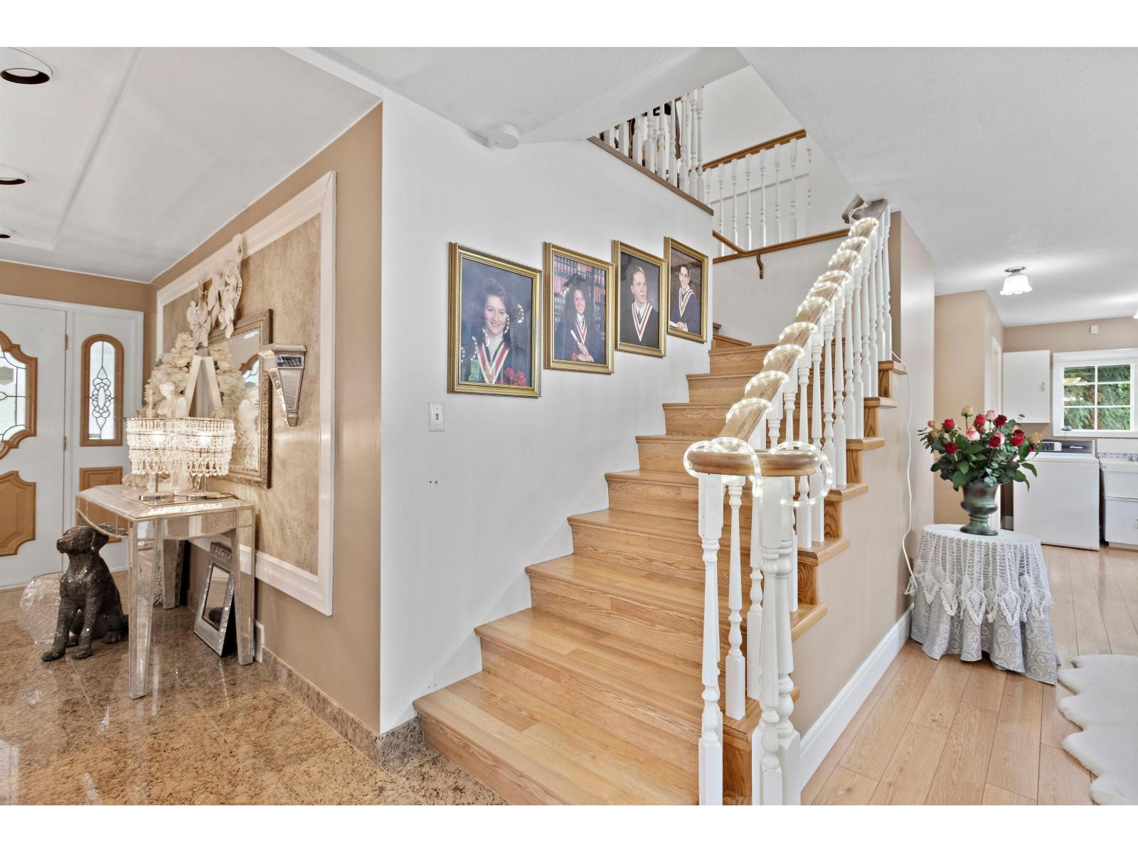 62525 Airport Road Property Photo 5