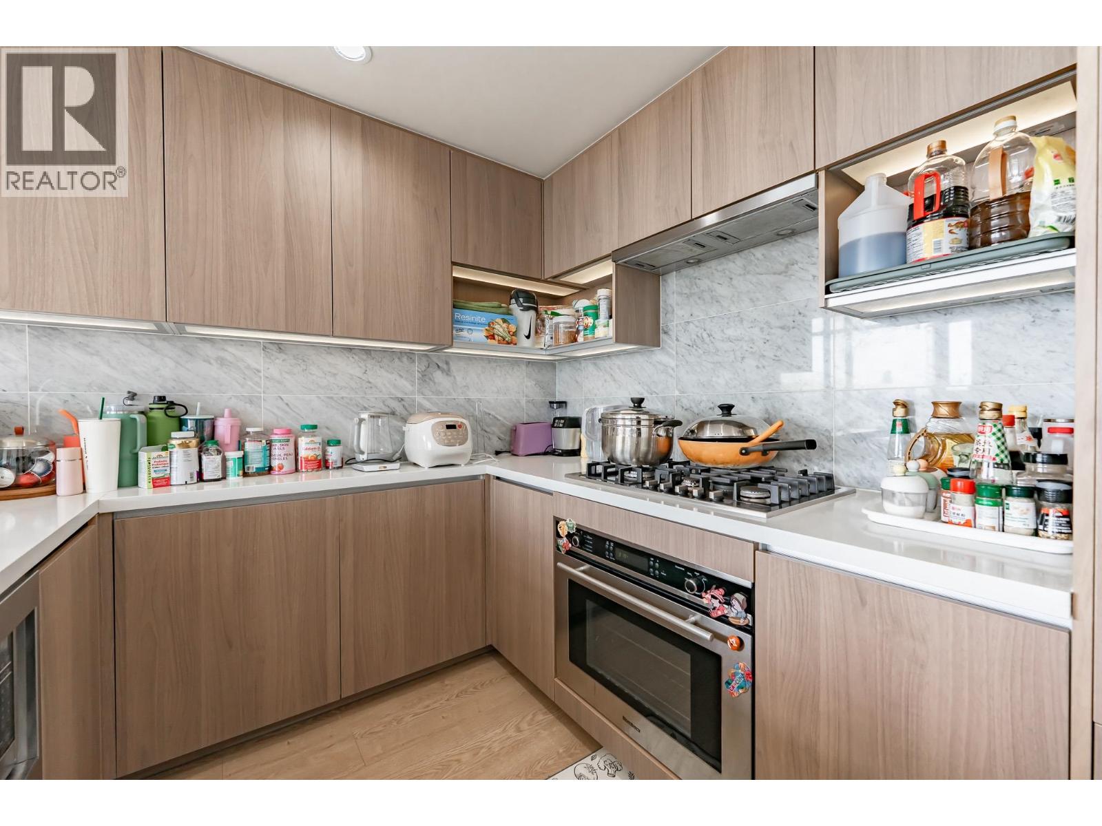 1901 6538 Nelson Avenue Property Photo 11