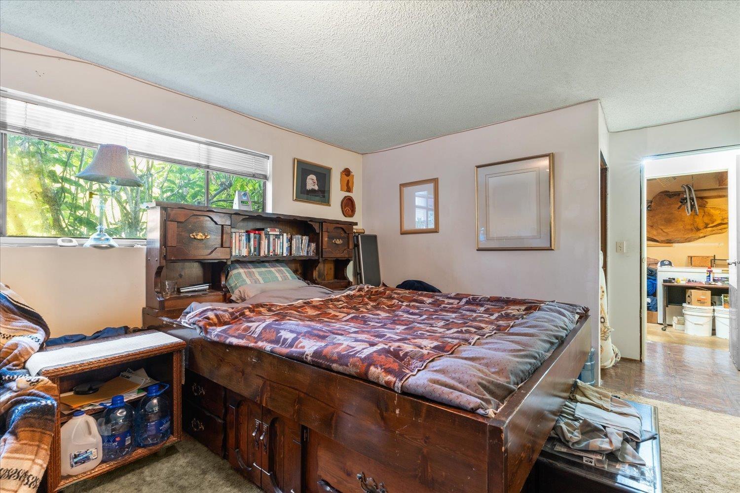 19426 63a Avenue Property Photo 9