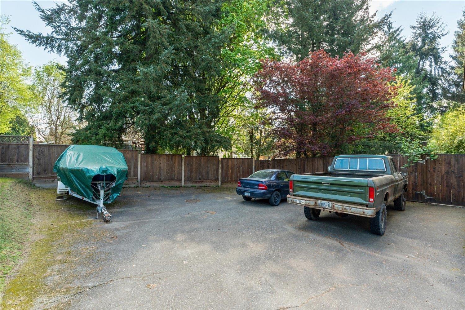 19426 63a Avenue Property Photo 18