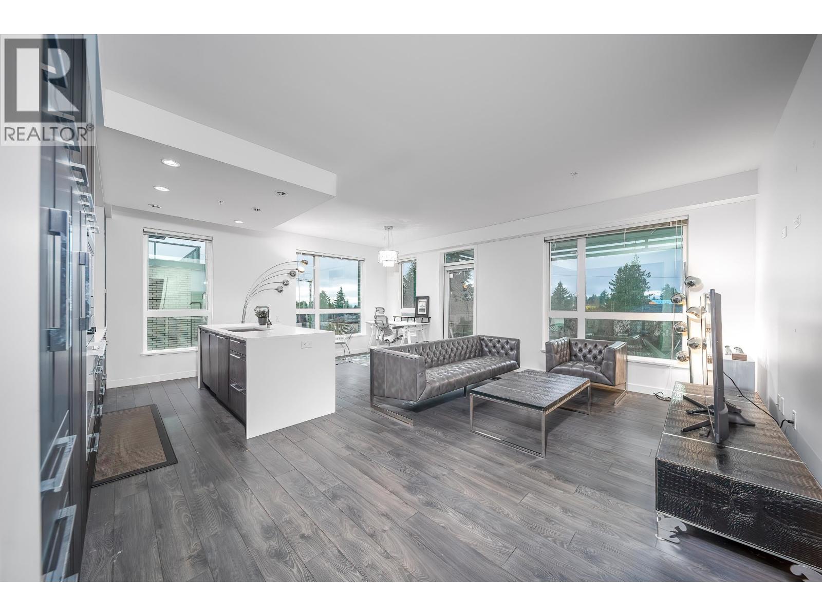 505 6677 CAMBIE STREET