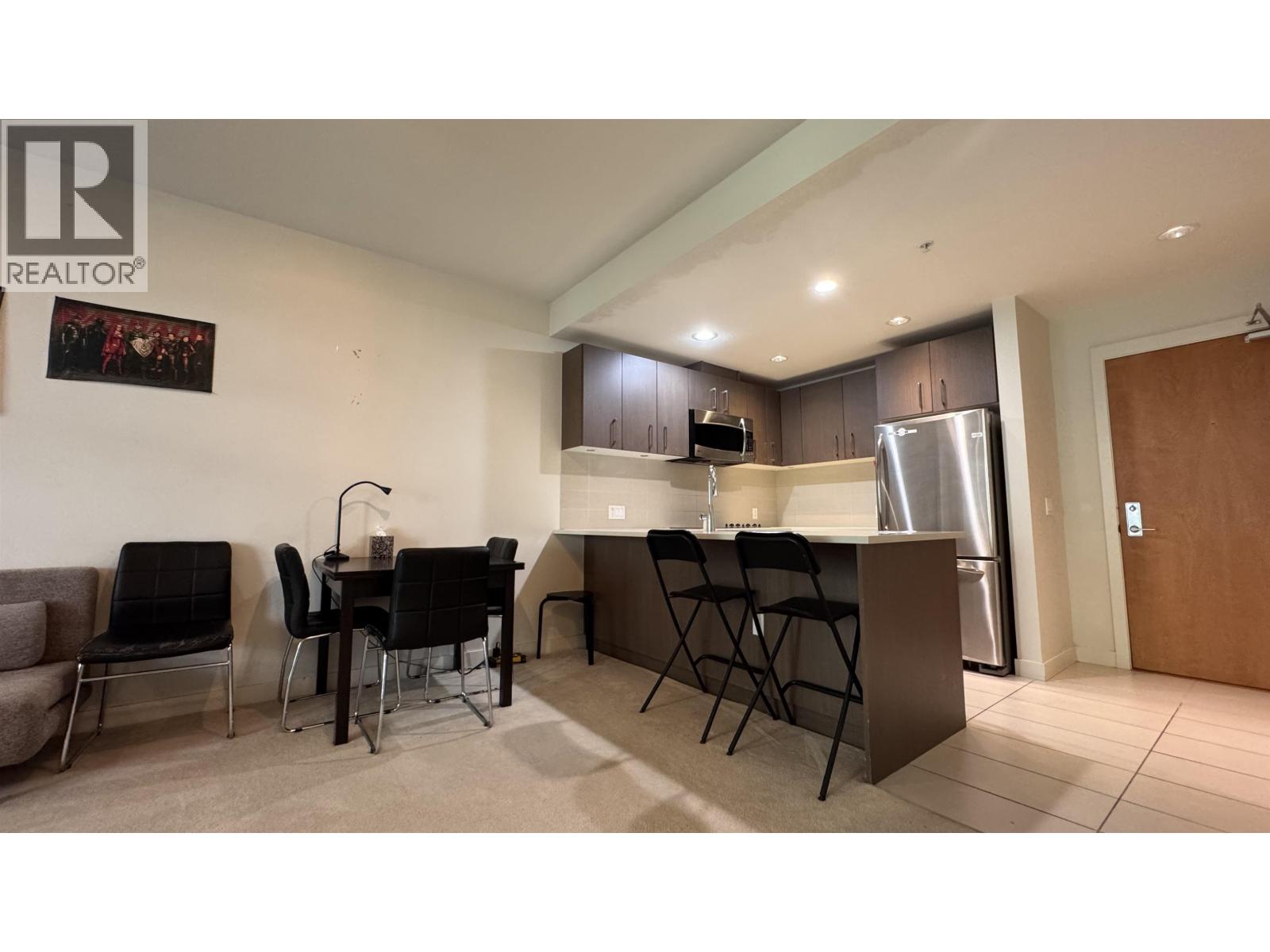 301 5983 Gray Avenue Property Photo 8