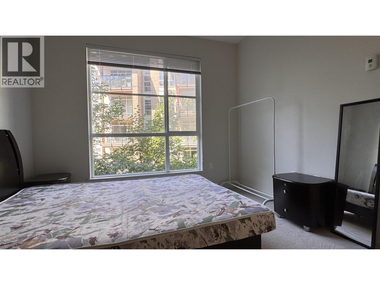 301 5983 Gray Avenue Property Photo 12