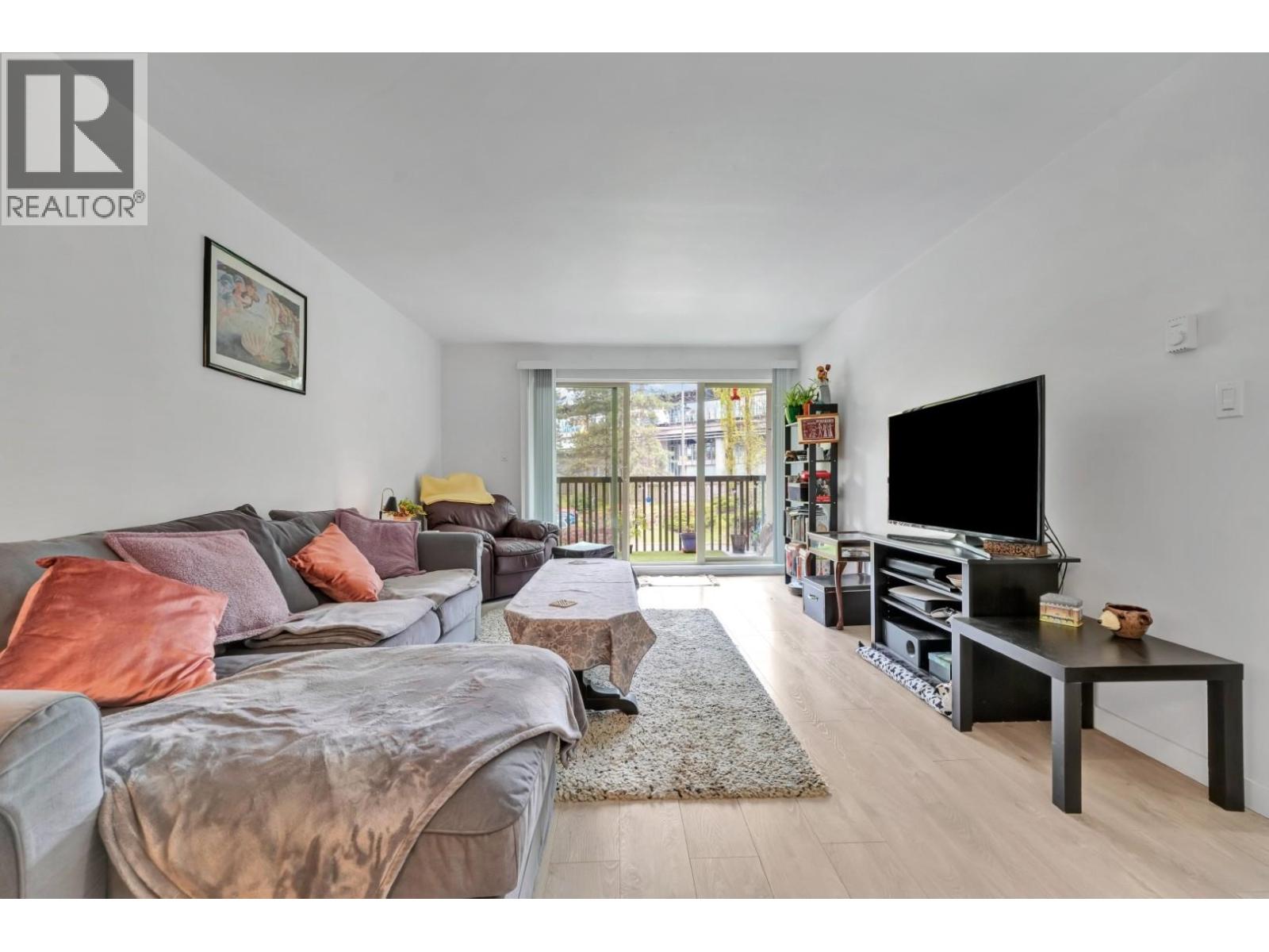 304 9847 Manchester Drive Property Photo 17