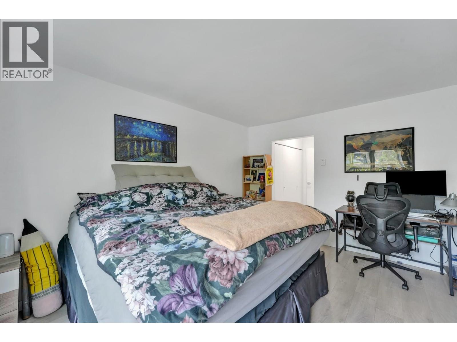 304 9847 Manchester Drive Property Photo 20
