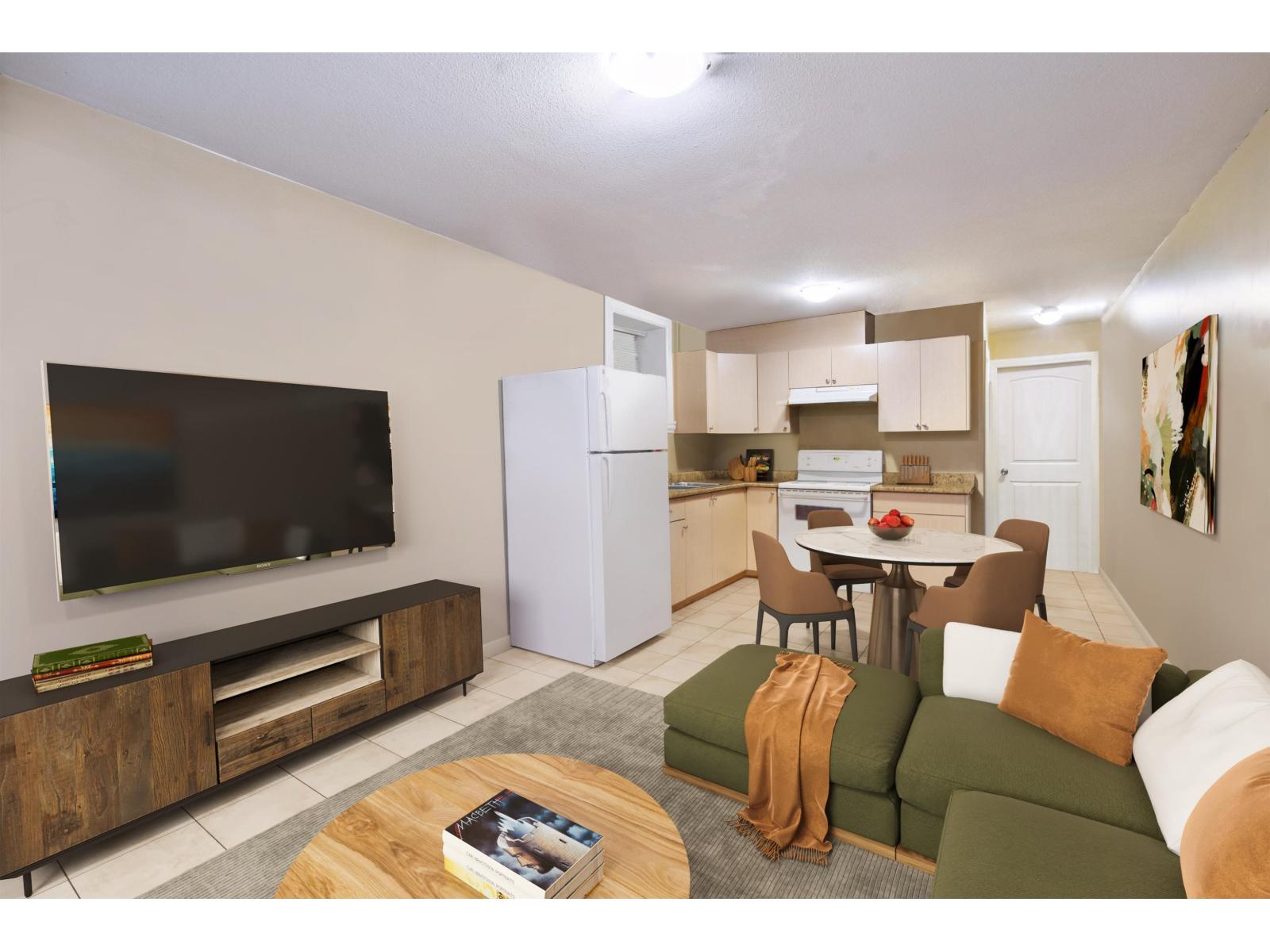12141 96 Avenue Property Photo 19