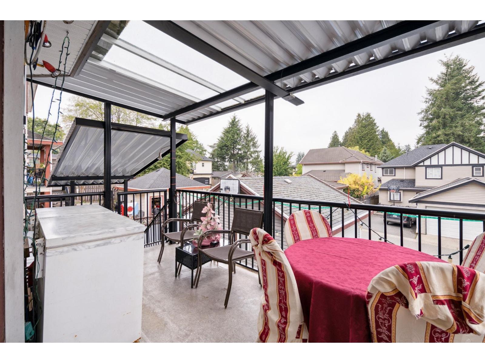 12141 96 Avenue Property Photo 28