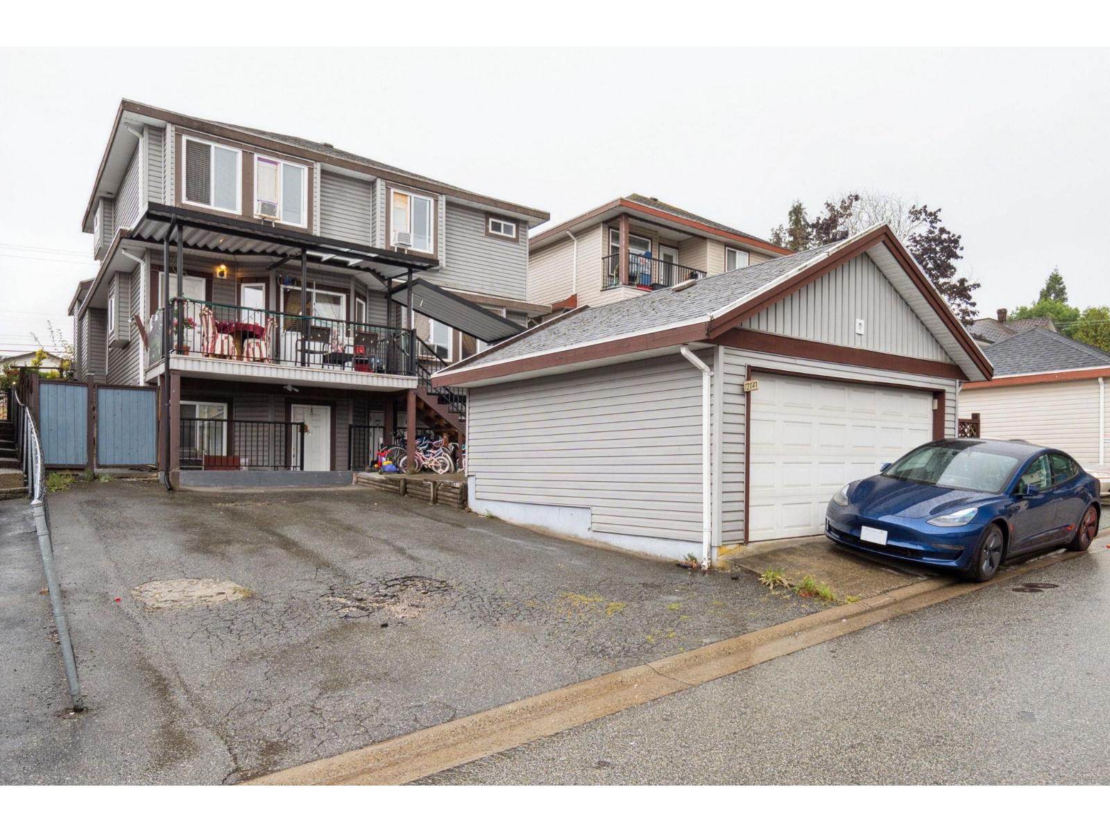 12141 96 Avenue Property Photo 33