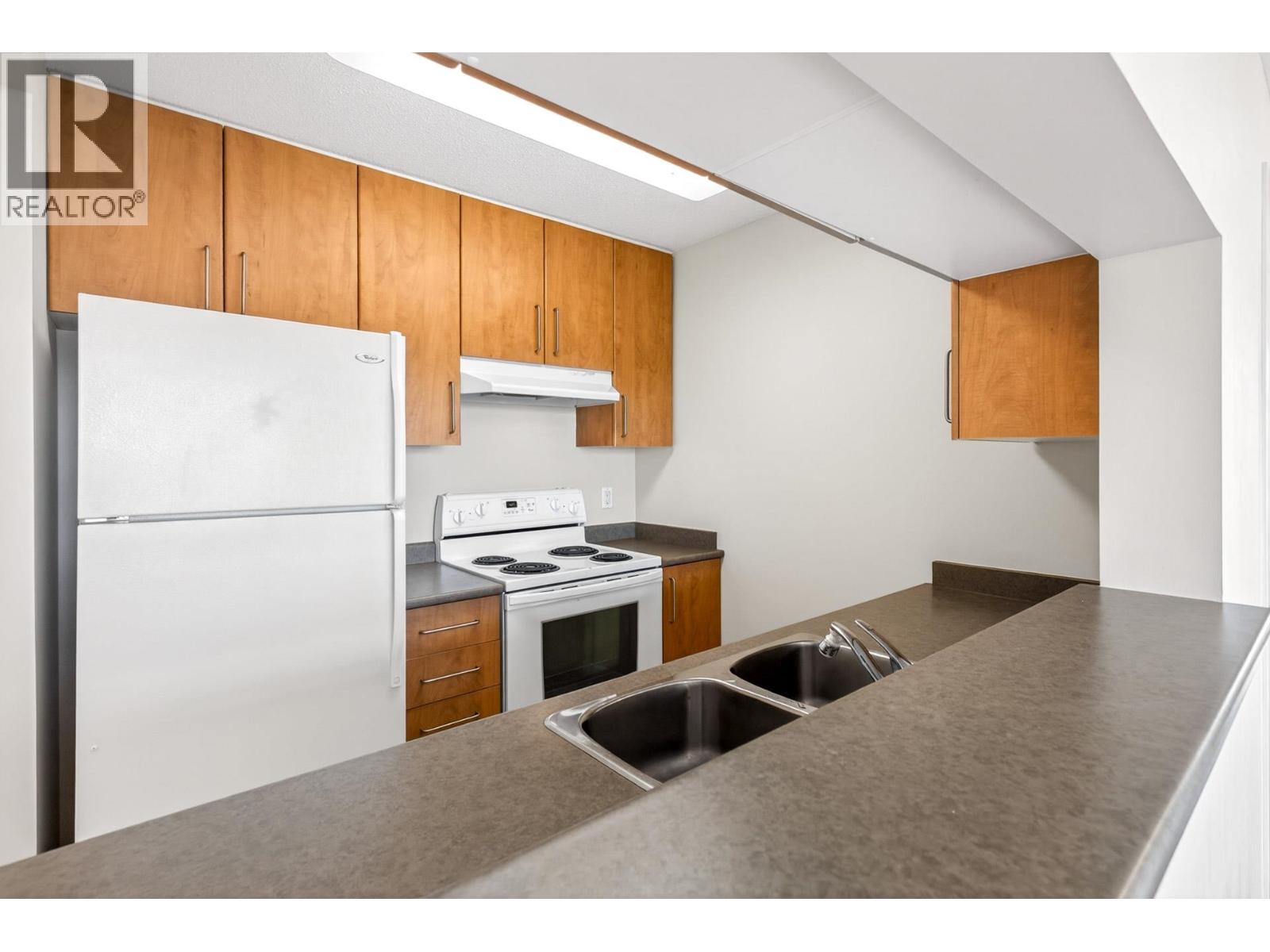 2502 5380 Oben Street Property Photo 6