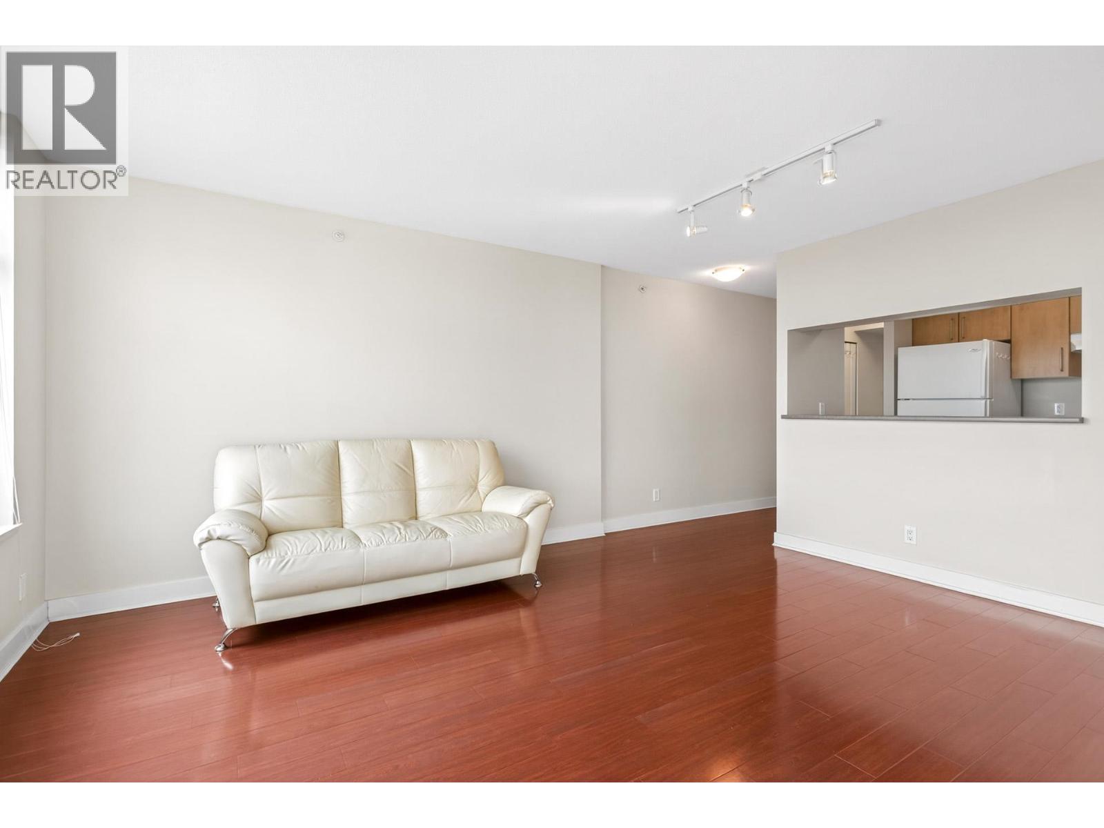 2502 5380 Oben Street Property Photo 12