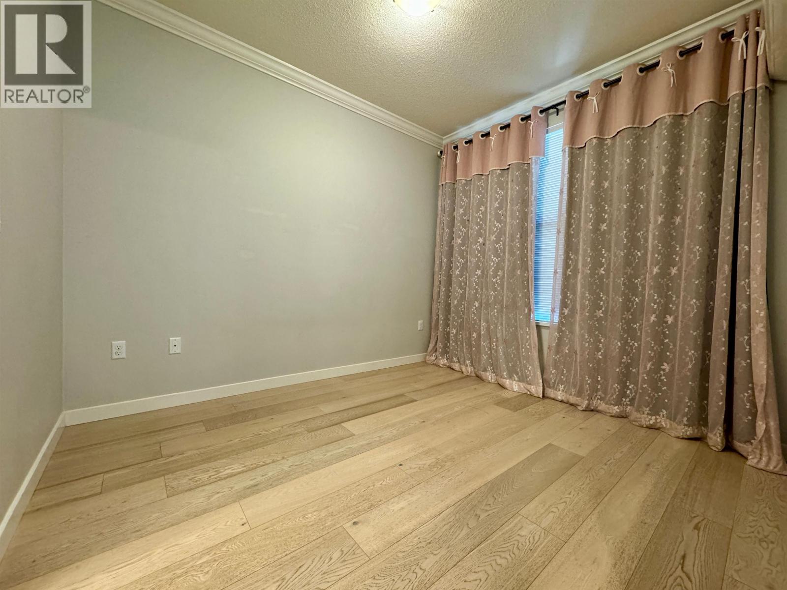 102 9399 Alexandra Road Property Photo 6
