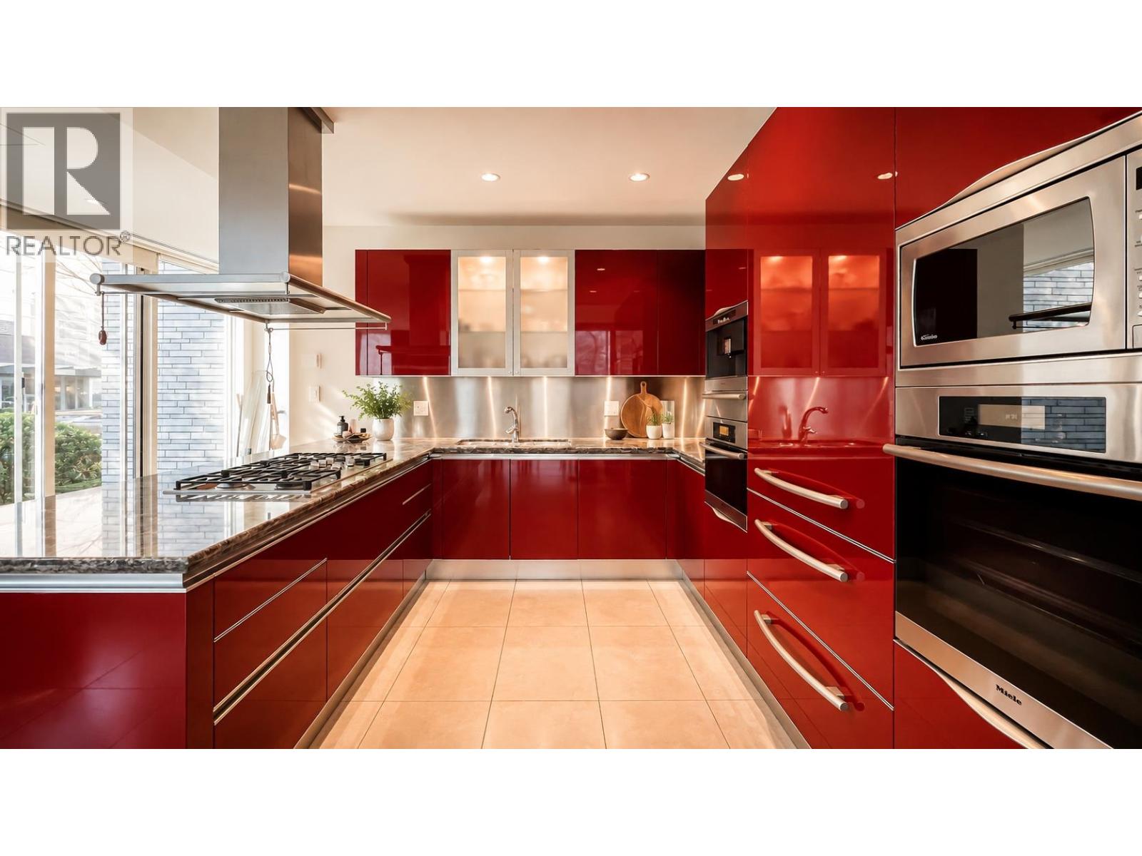 1133 W Cordova Street Property Photo 1