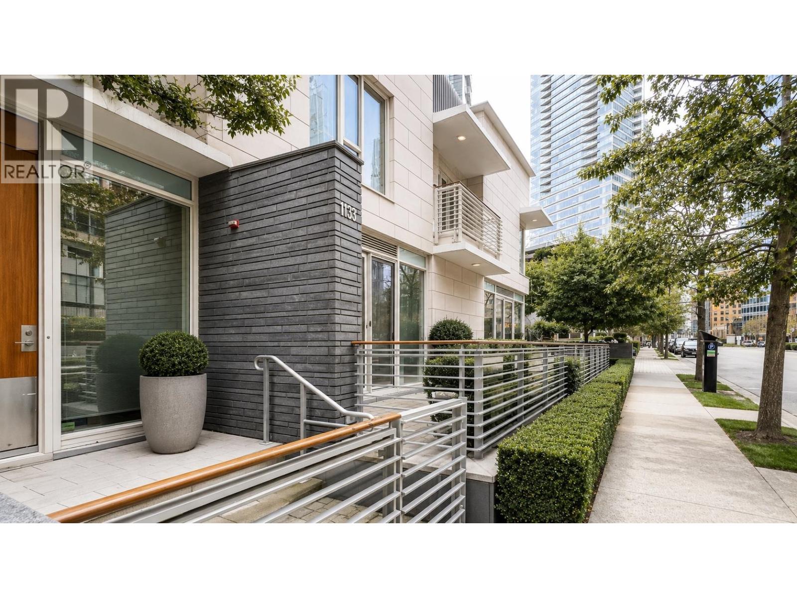 1133 W Cordova Street Property Photo 26