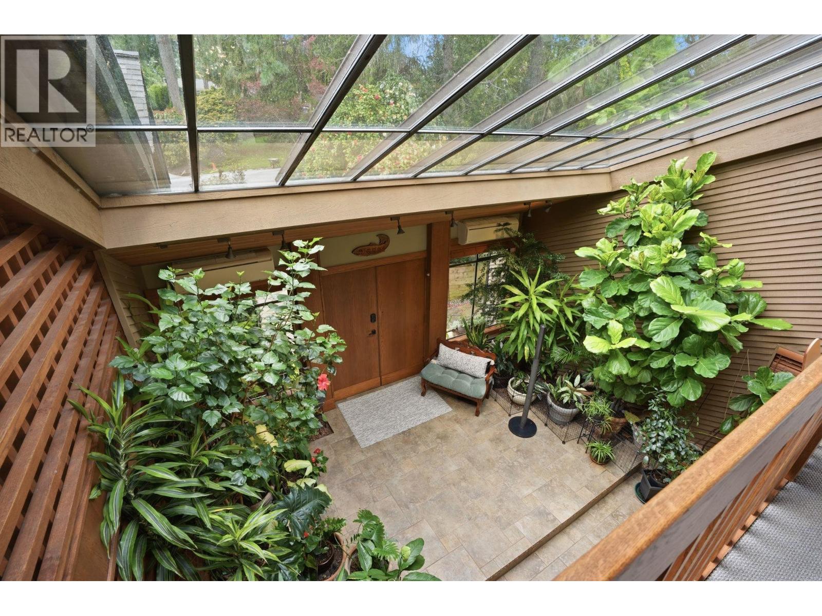 5653 Groveridge Wynd Property Photo 6
