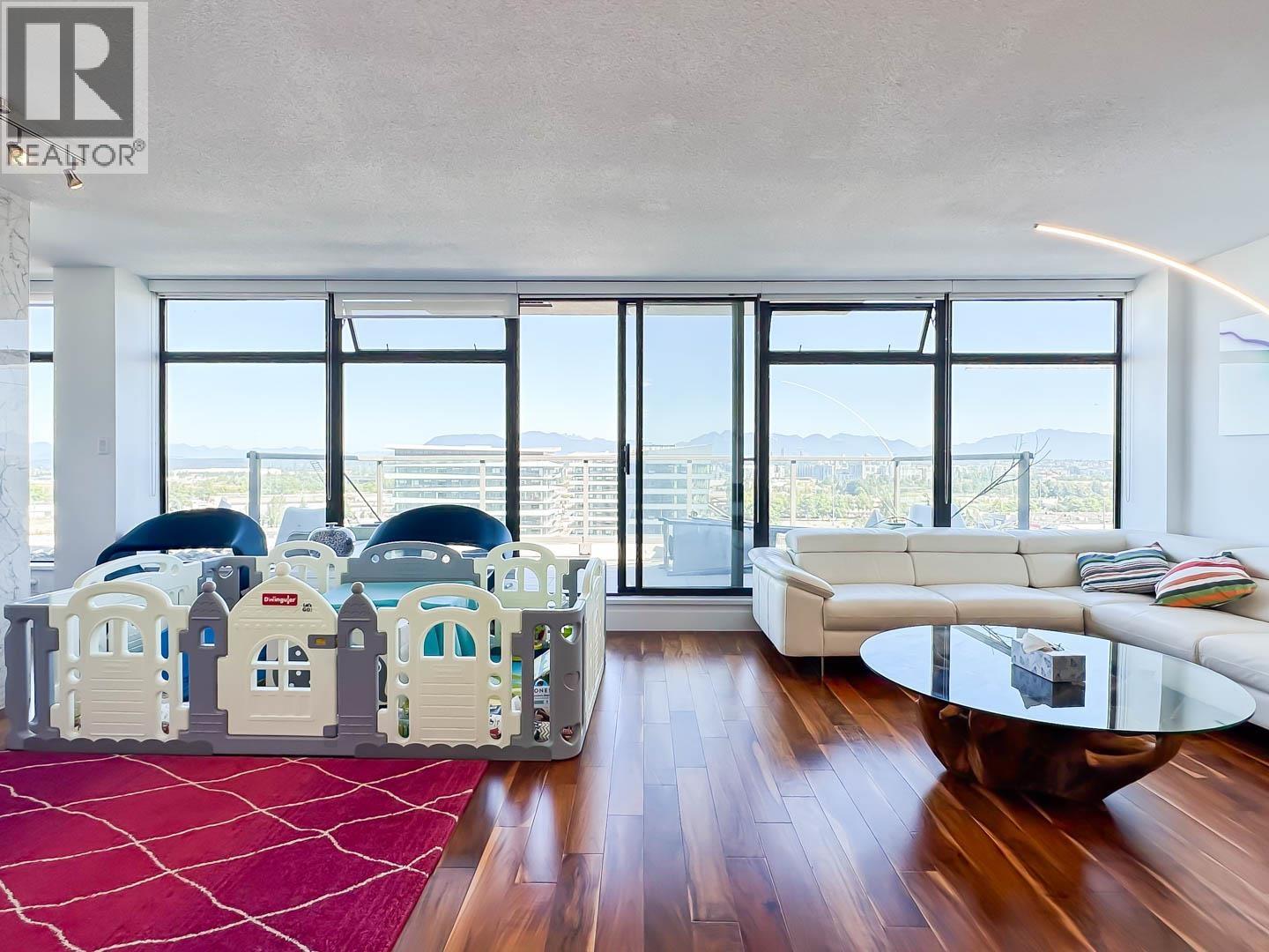 1802 5811 No. 3 Road Property Photo 2