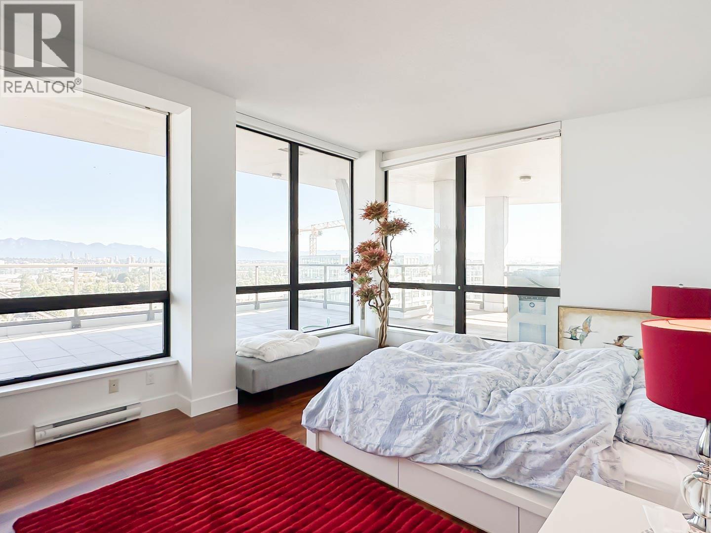 1802 5811 No. 3 Road Property Photo 15