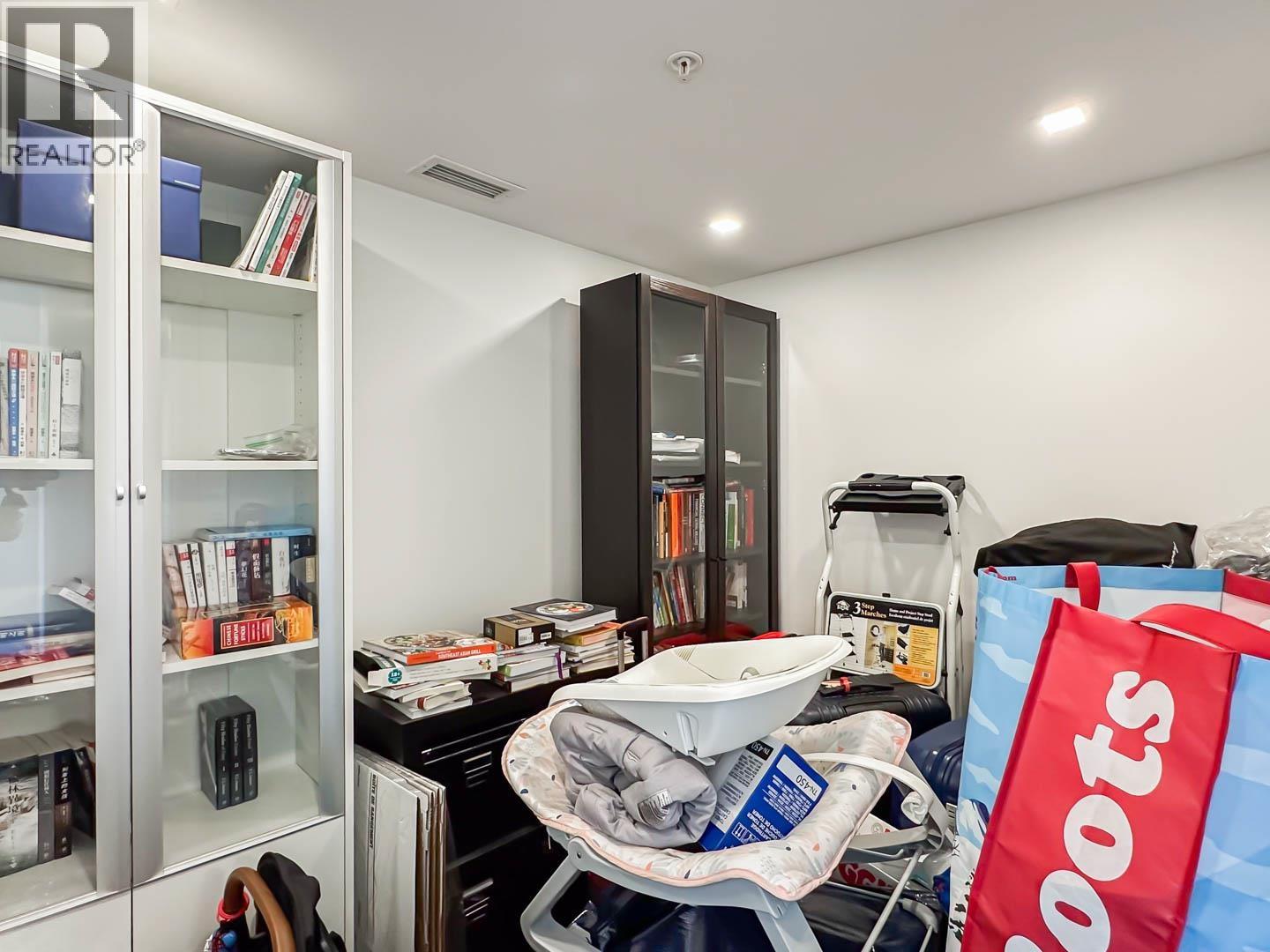 1802 5811 No. 3 Road Property Photo 20