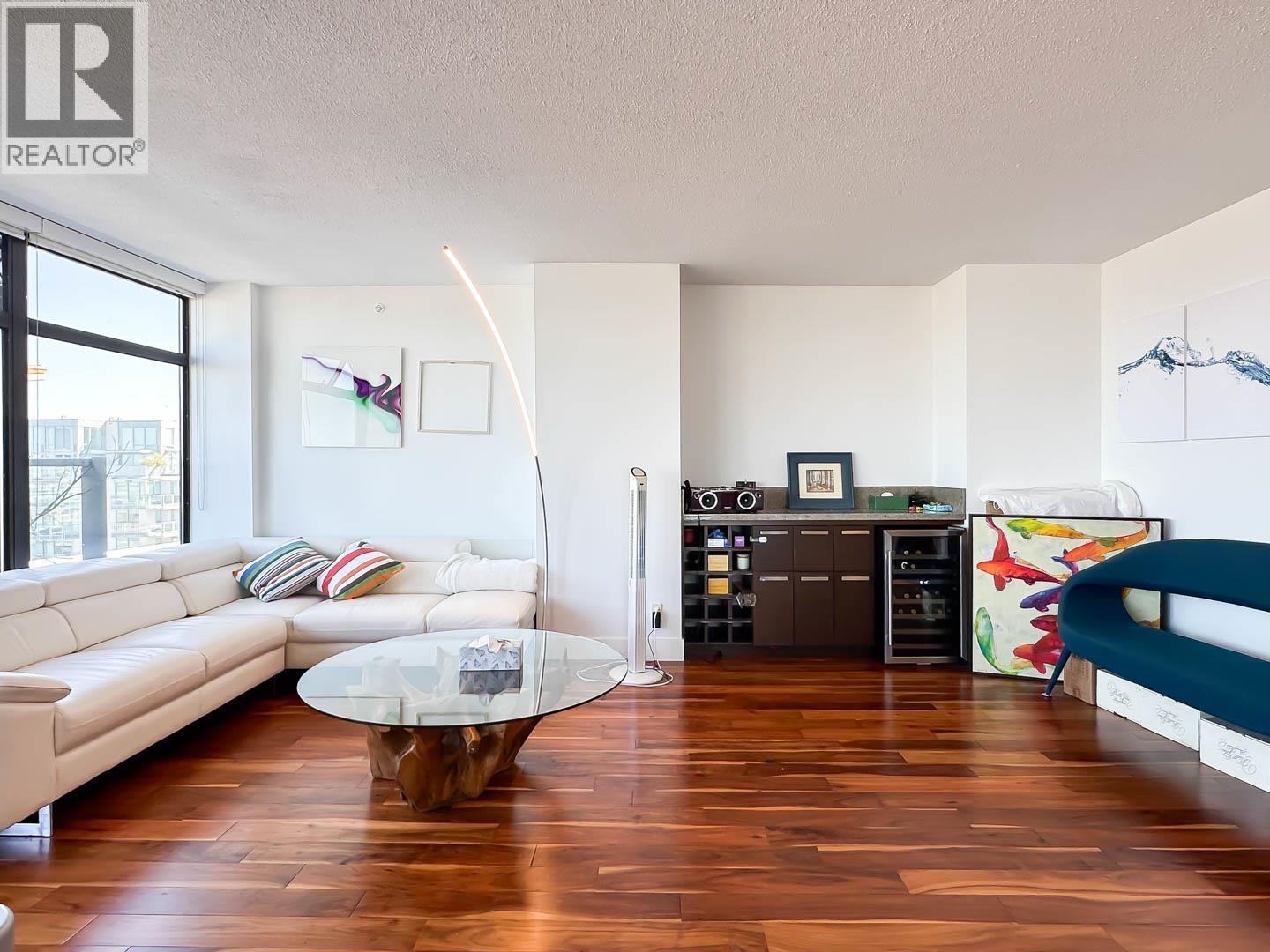 1802 5811 No. 3 Road Property Photo 27
