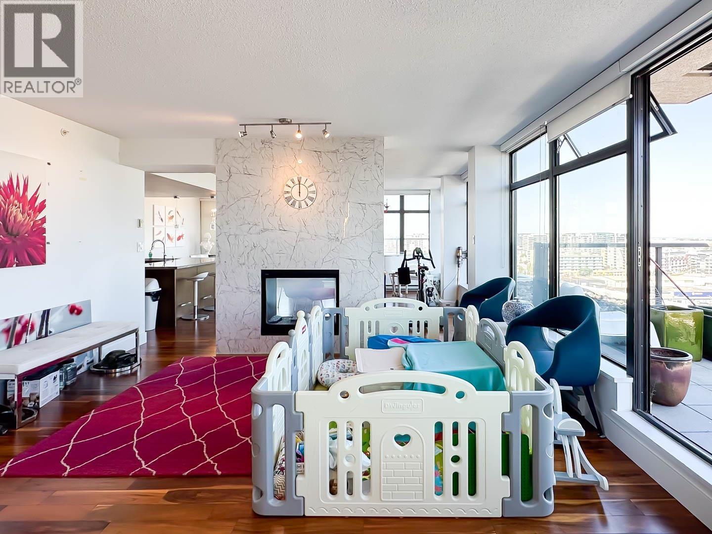 1802 5811 No. 3 Road Property Photo 28