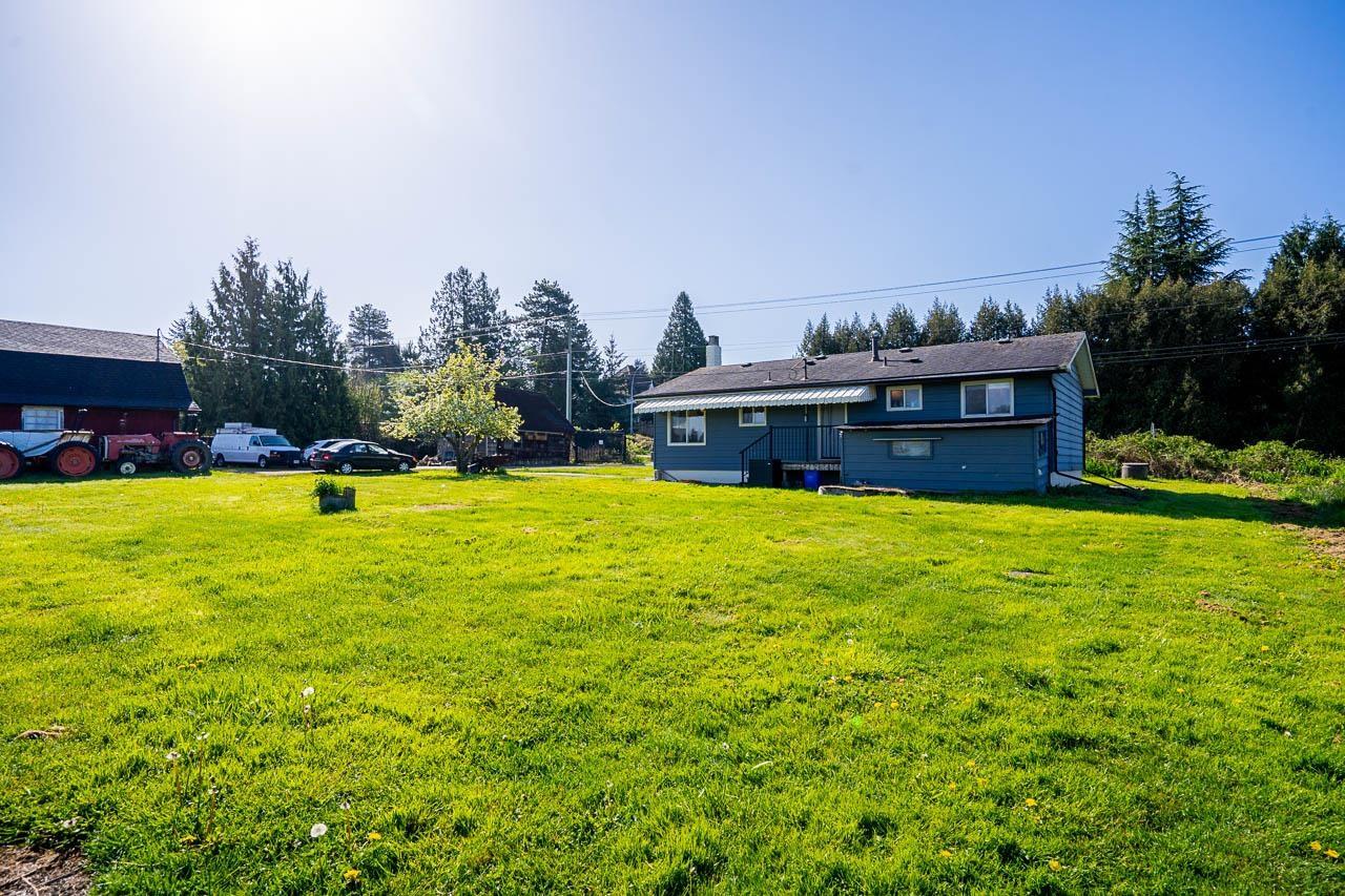 15675 40th Avenue Property Photo 15