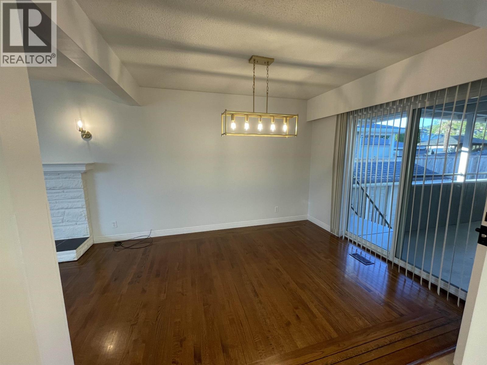 1570 Sperling Avenue Property Photo 8