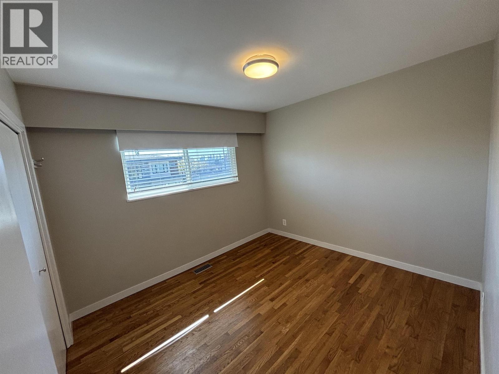 1570 Sperling Avenue Property Photo 14