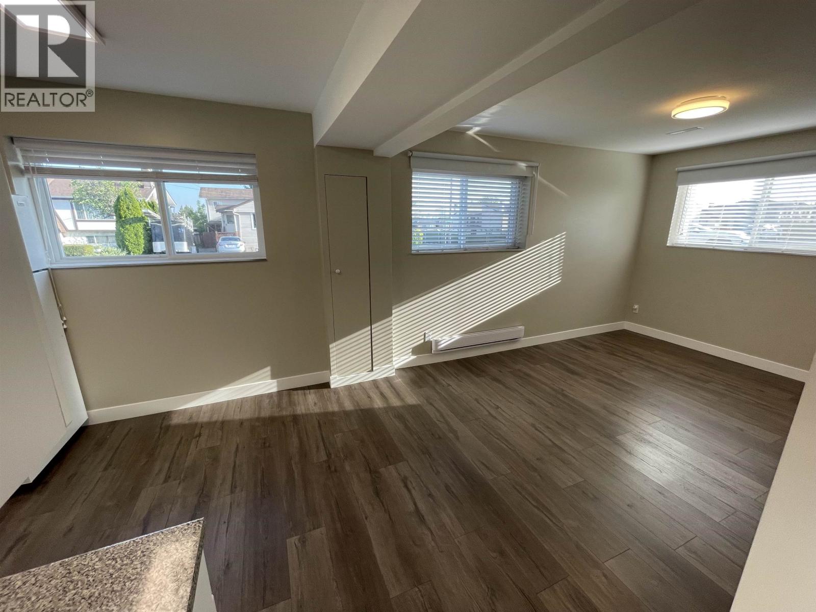 1570 Sperling Avenue Property Photo 30
