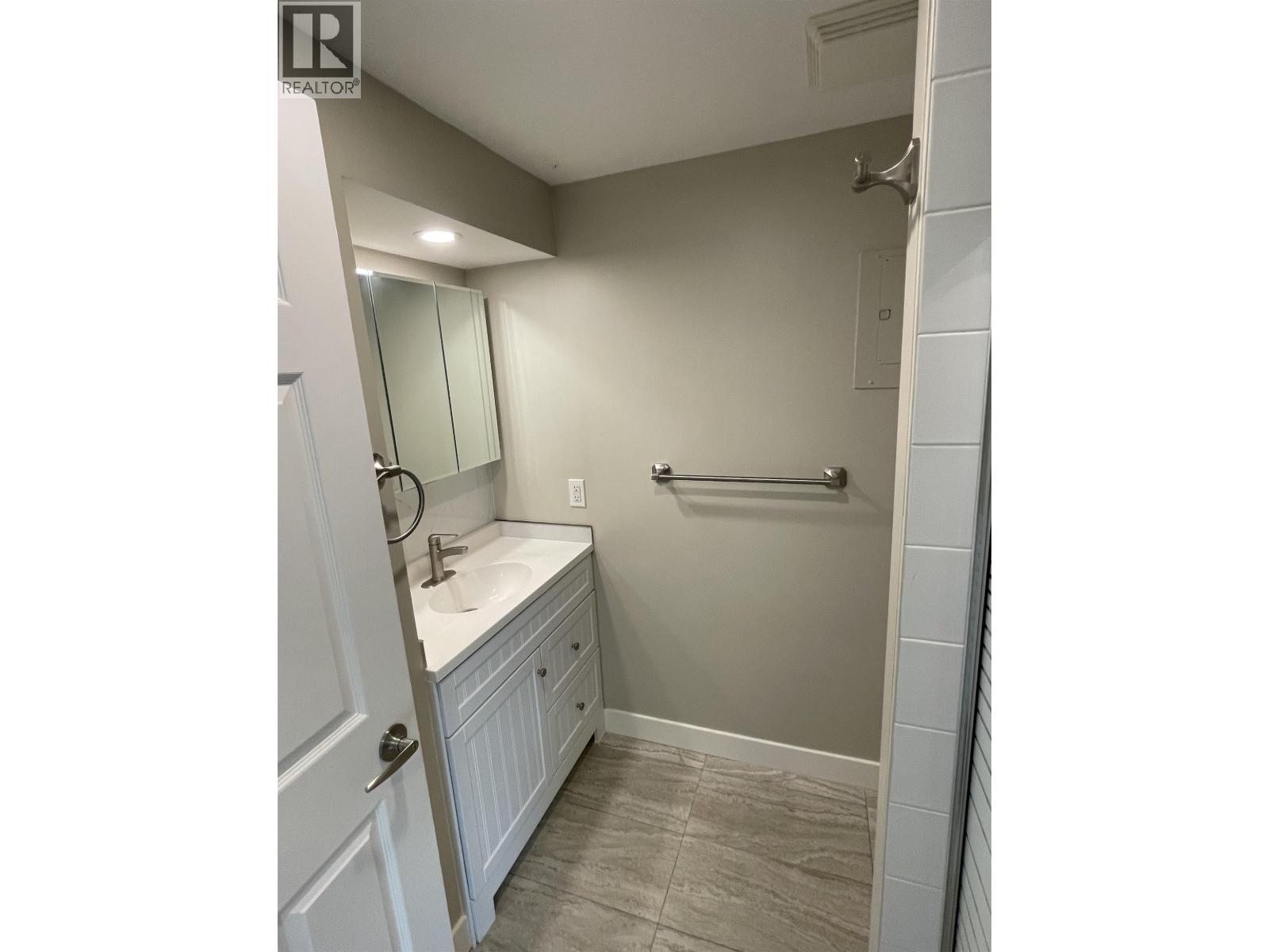 1570 Sperling Avenue Property Photo 32