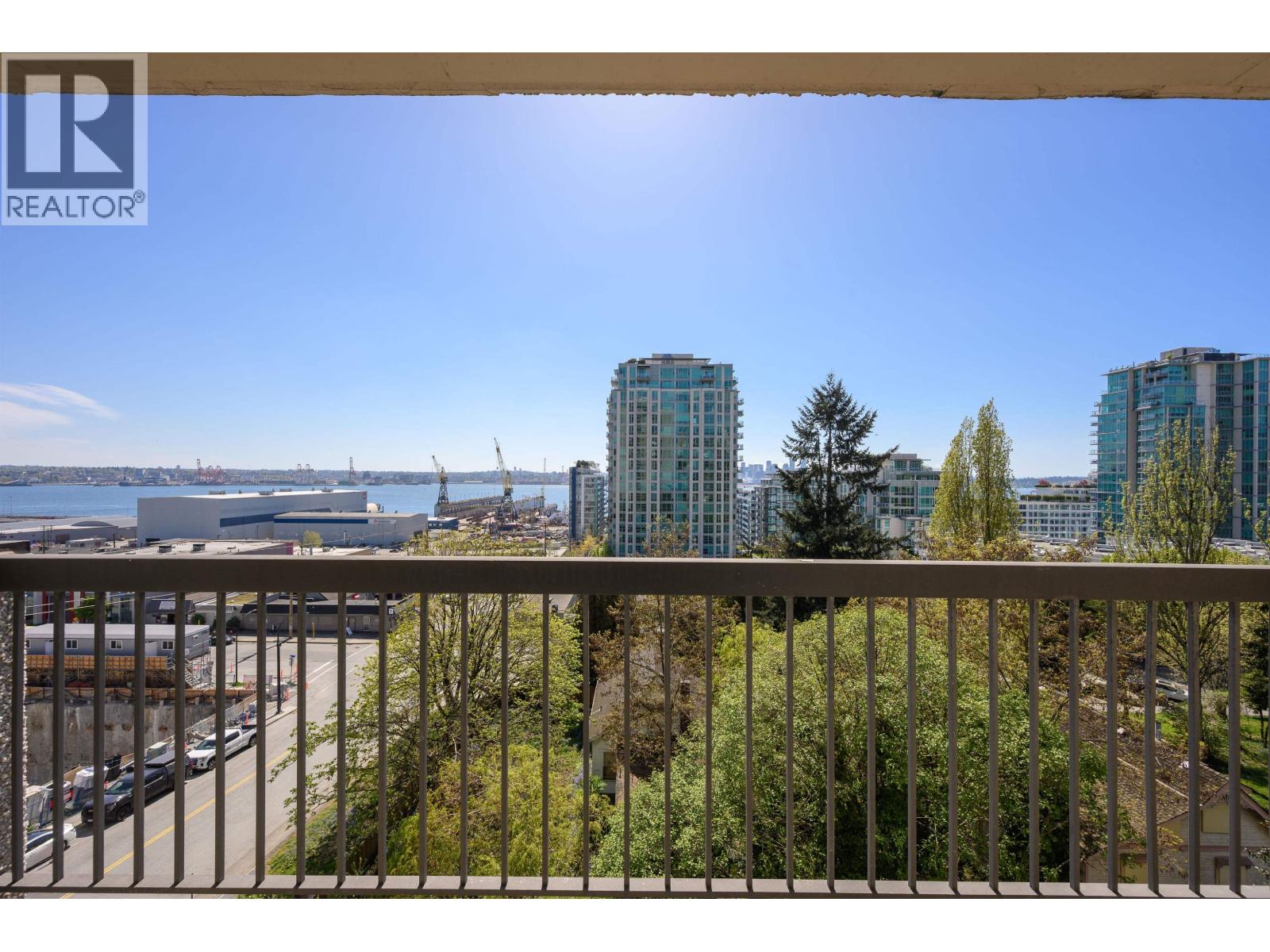 608 145 St. Georges Avenue Property Photo 7