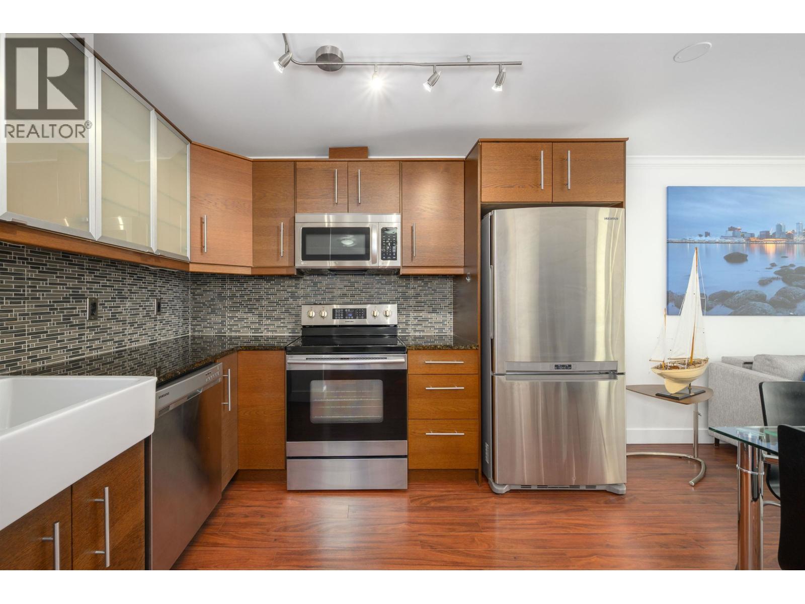 608 145 St. Georges Avenue Property Photo 21