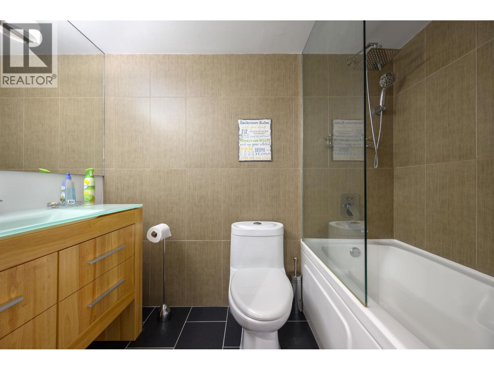 608 145 St. Georges Avenue Property Photo 23