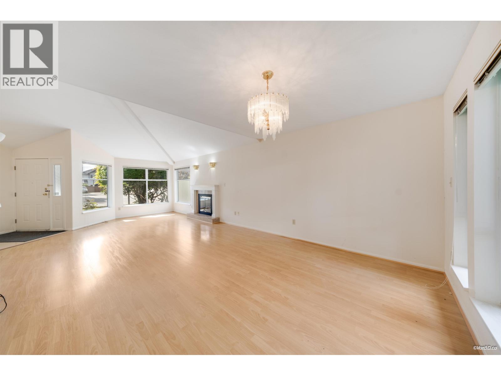 10 10900 No. 2 Road Property Photo 6
