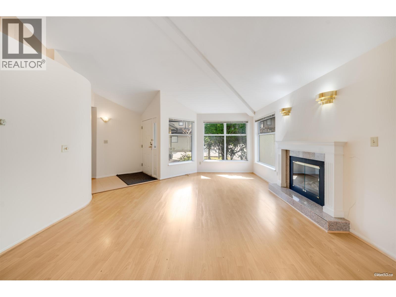 10 10900 No. 2 Road Property Photo 11