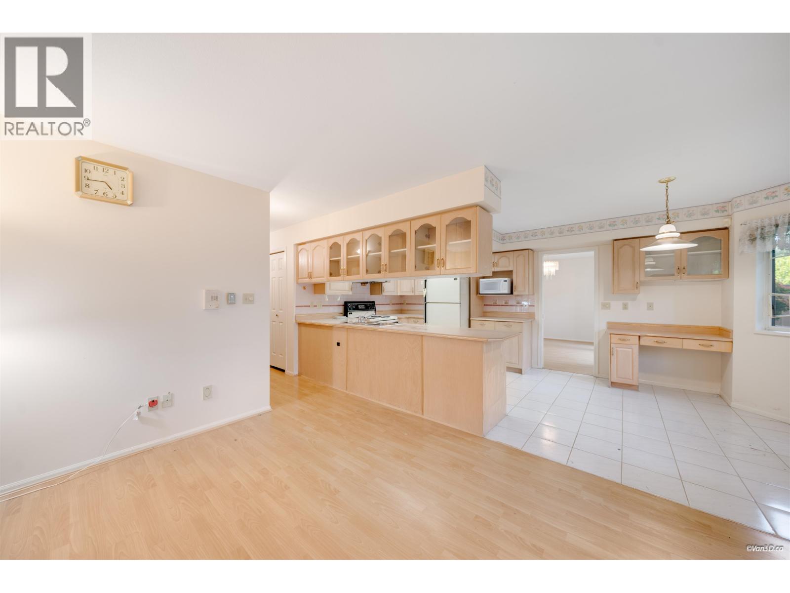 10 10900 No. 2 Road Property Photo 16