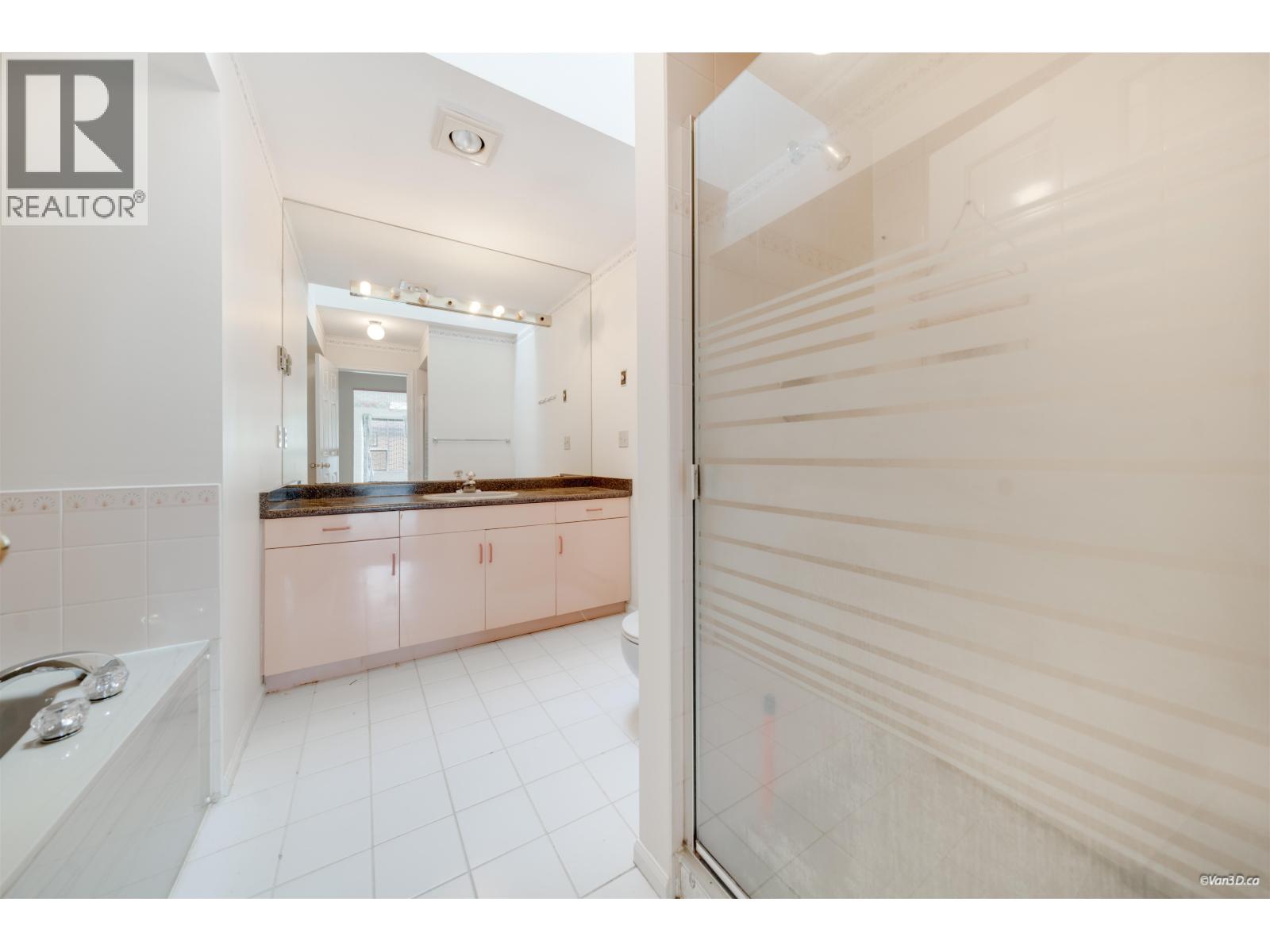 10 10900 No. 2 Road Property Photo 27