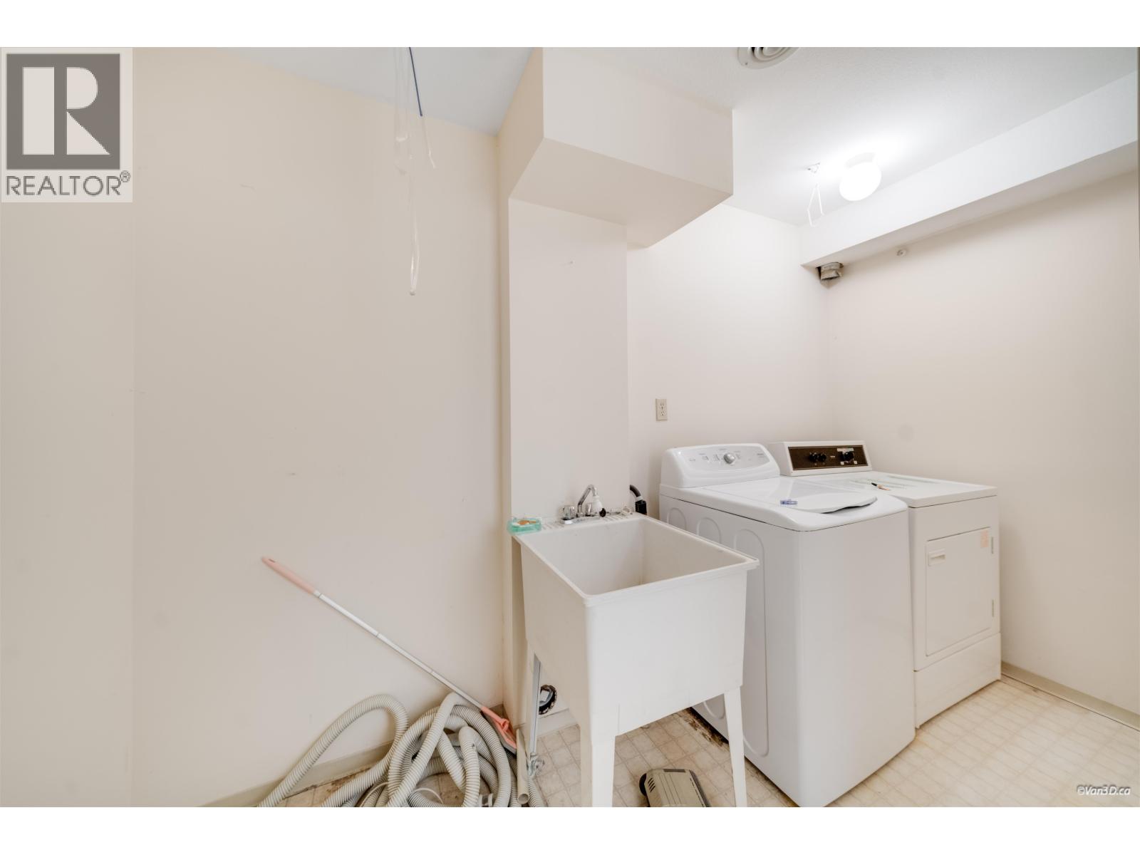 10 10900 No. 2 Road Property Photo 34