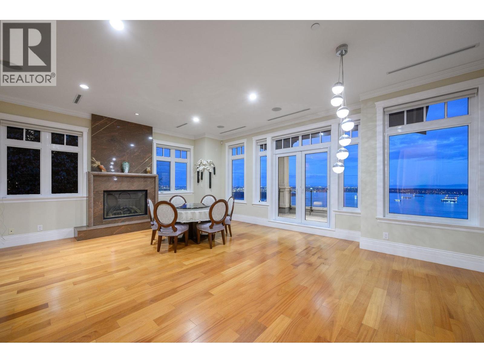 2420 Halston Court Property Photo 11