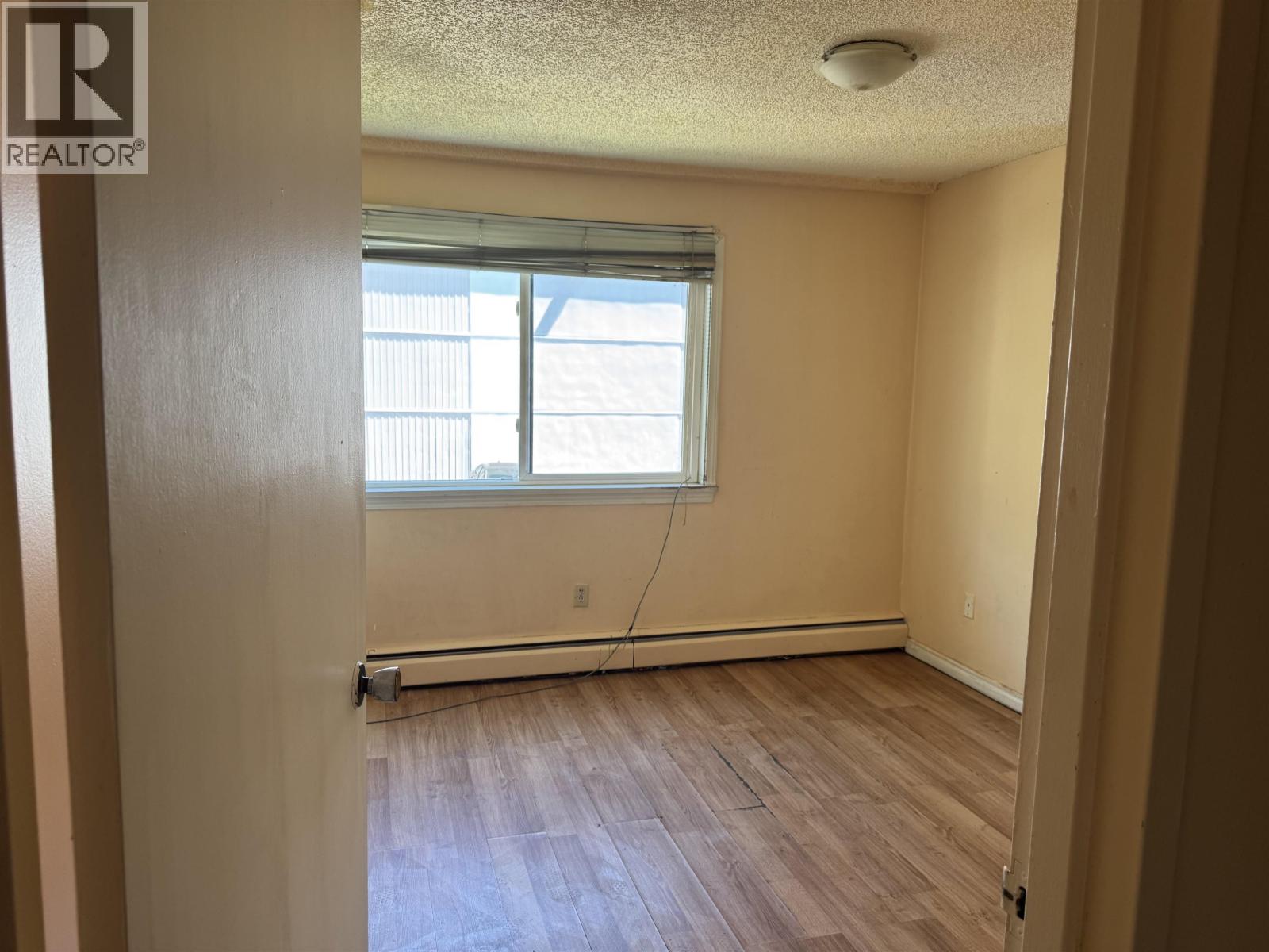 201 7280 Lindsay Road Property Photo 6