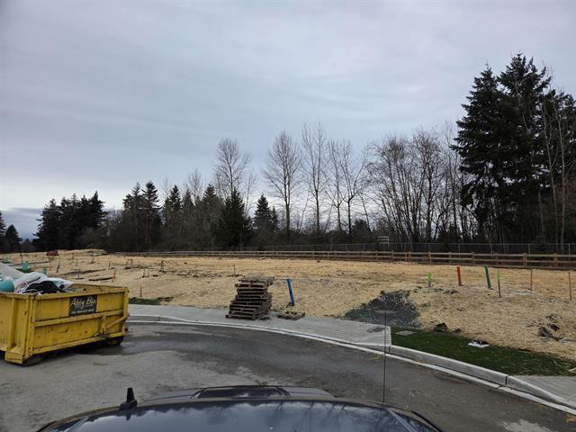 2692 Crossing Court Property Photo 3