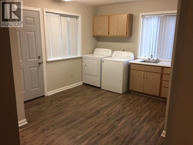 8180 Heather Street Property Photo 12
