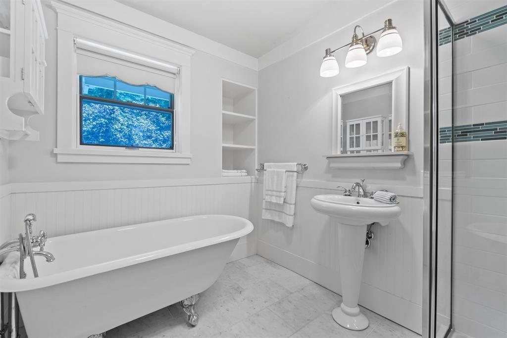 13685 30 Avenue Property Photo 31