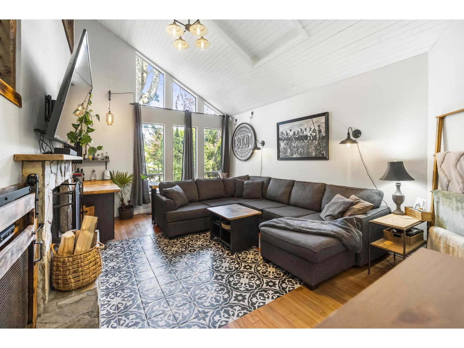 15336 112 Avenue Property Photo 7