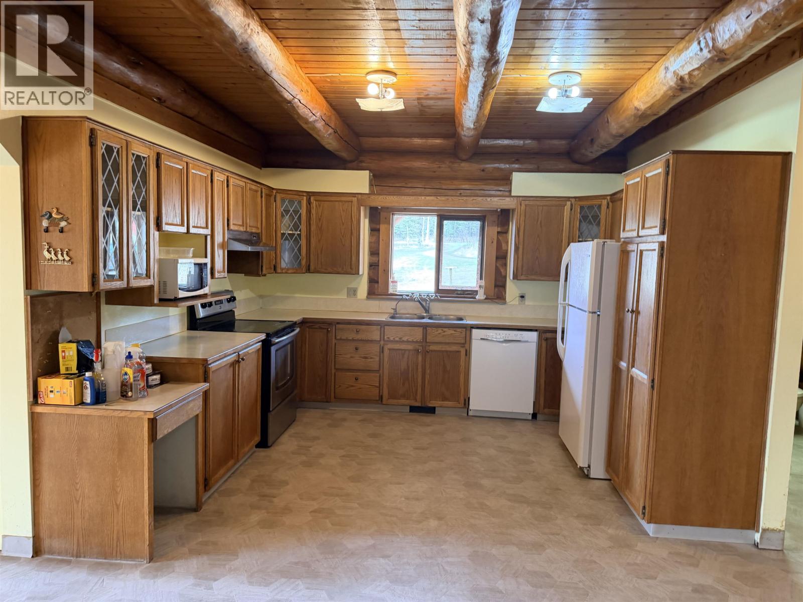 3642 Spokin Lake Road Property Photo 6