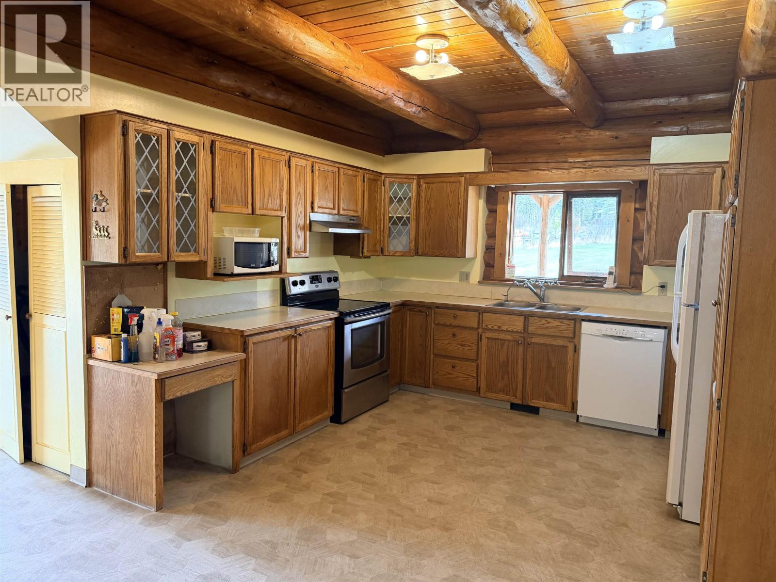 3642 Spokin Lake Road Property Photo 7