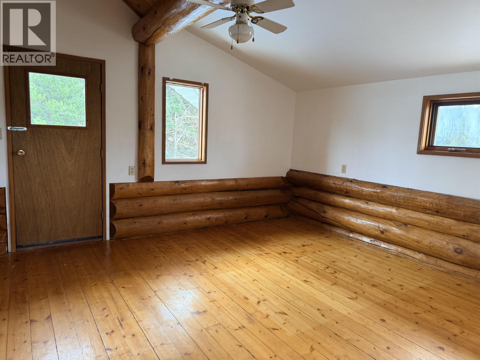 3642 Spokin Lake Road Property Photo 11