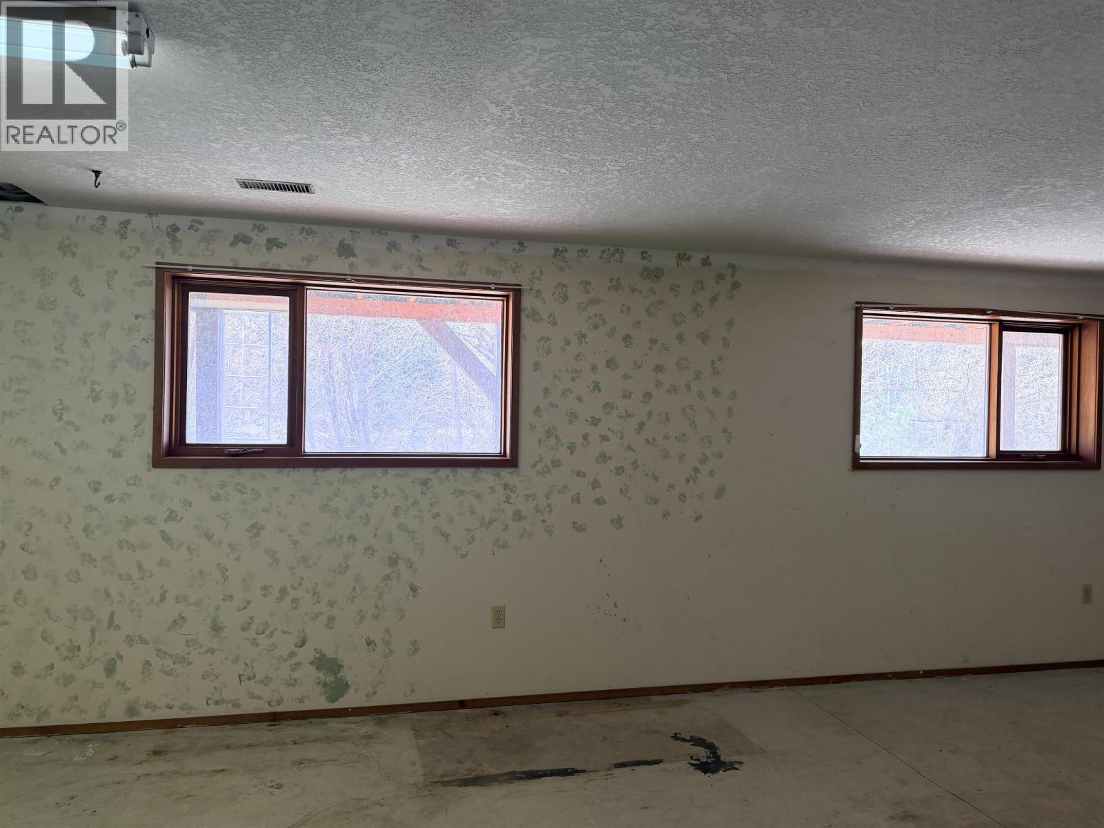 3642 Spokin Lake Road Property Photo 16
